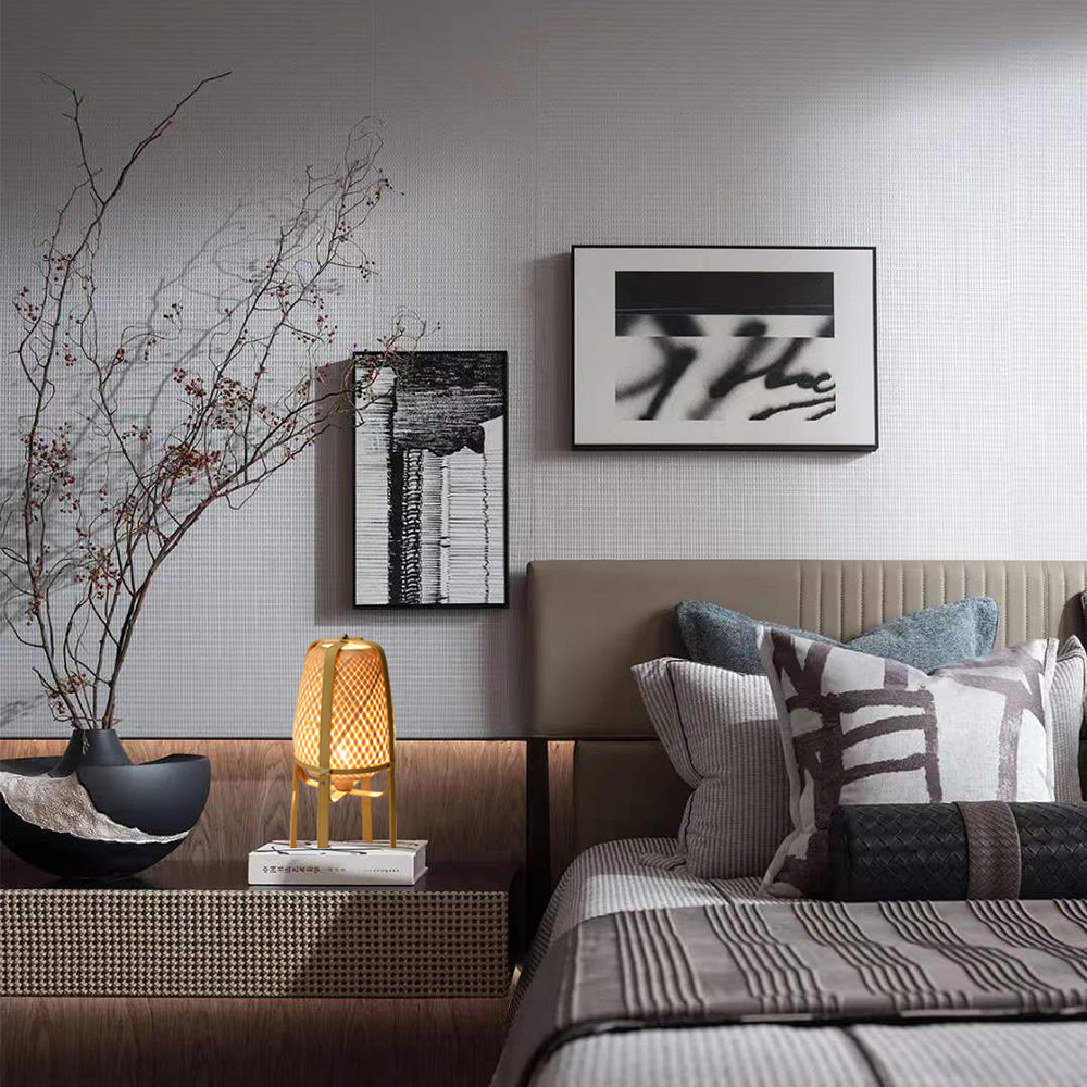 Table lamp